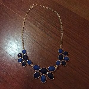 Statement necklace